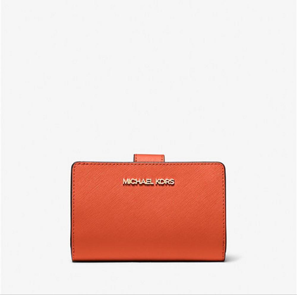 Medium Crossgrain Leather Wallet NWT + FREE GIFT